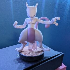 Mewtwo Amiibo Nintendo switch wii